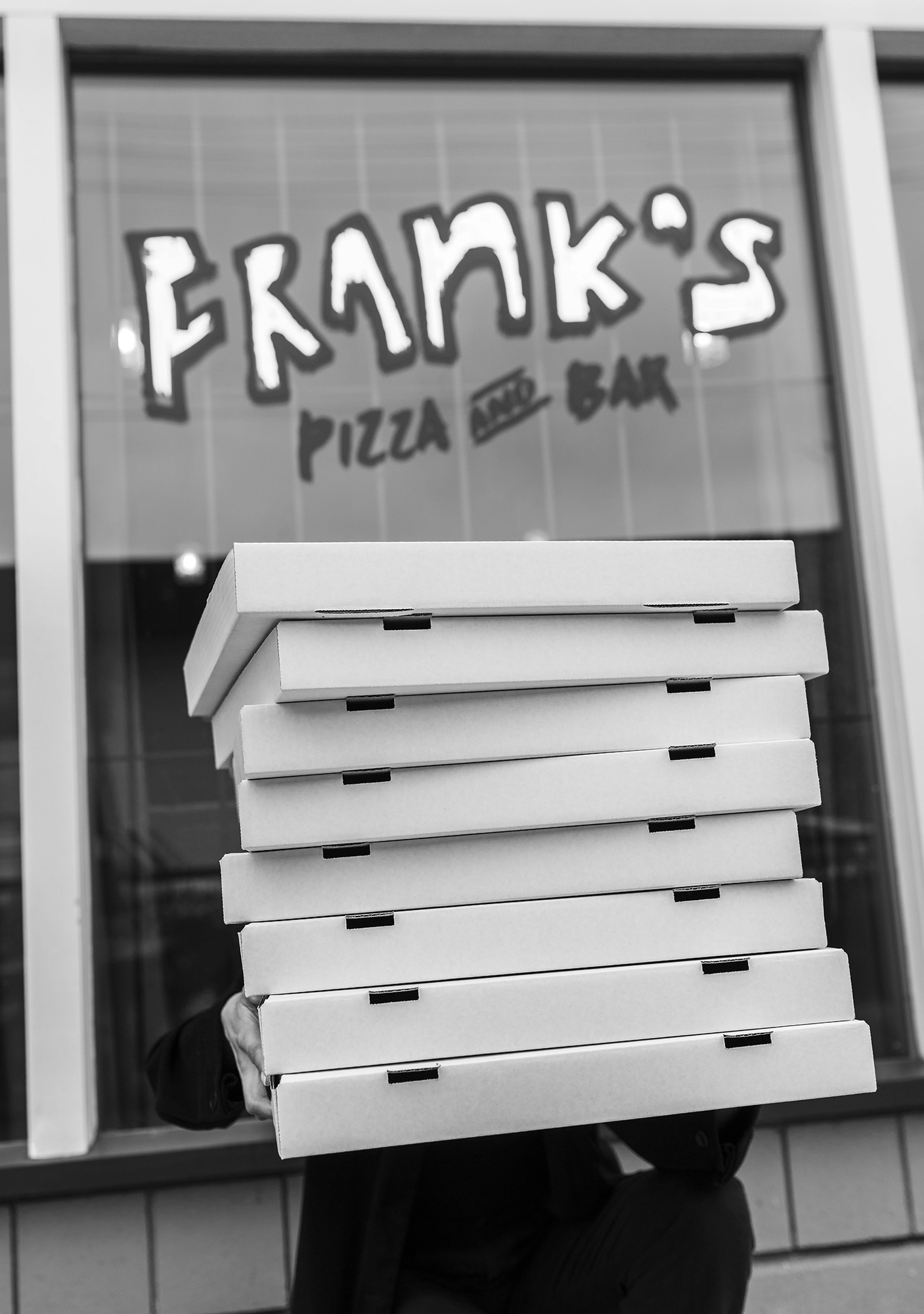 Frank’s Pizza & Bar